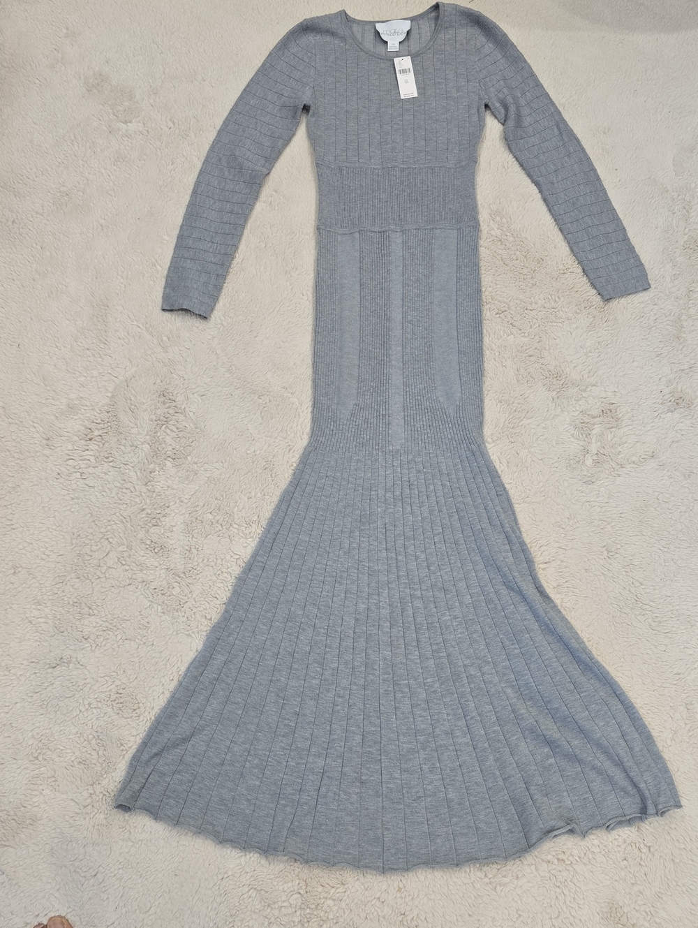 Long-Sleeve Grey Ribbed Knit Mermaid Maxi Dress